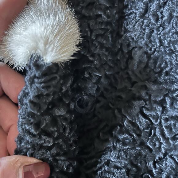 Vintage Black Persian Lamb Wool Coat with Fur Collar Measurements in Desc S/M - Picture 8 of 9